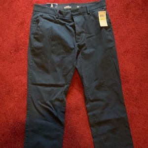 Men’s izod navy blue khaki pants